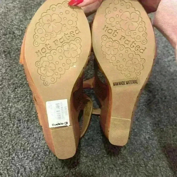 Not rated buckle wedge - Picture 4 of 4